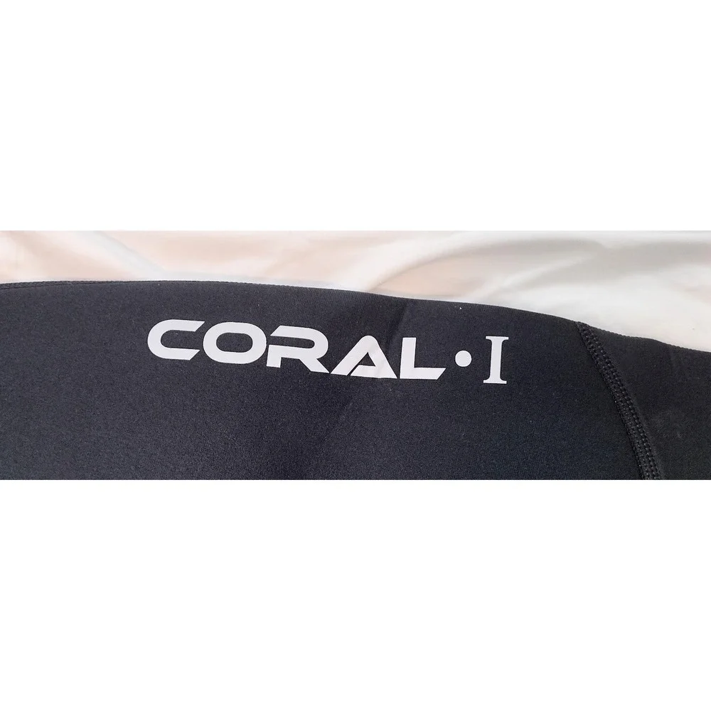Hevto Coral Kids Wetsuit Full Body Red Black Size 14 Neoprene Nylon‎